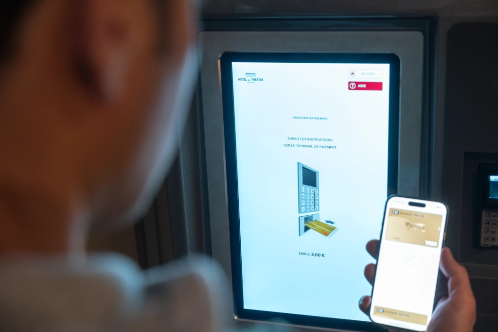Paiement à la borne par carte bancaire physique ou digitale